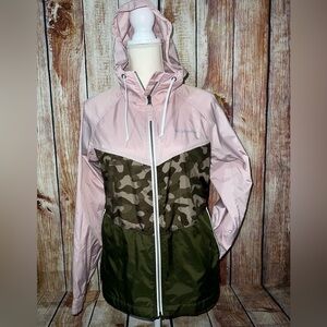 Columbia camo jacket women’s size XS